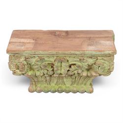 Antique carved wooden capital, with residual green paint, H21cm, L36cm 