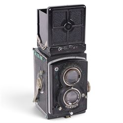 Rolleiflex TLR camera serial no. 392517, with Franke & Heidecke-Braunschweig lens serial n...
