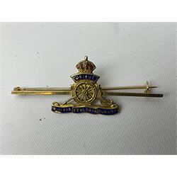 Royal Artillery 9ct gold and enamel sweetheart brooch in original box; together with Royal Artillery shoulder title, brass badges and buttons; and WW2 Defence Medal in issue box to 232775 addressed to Mrs. J.M. Morgan