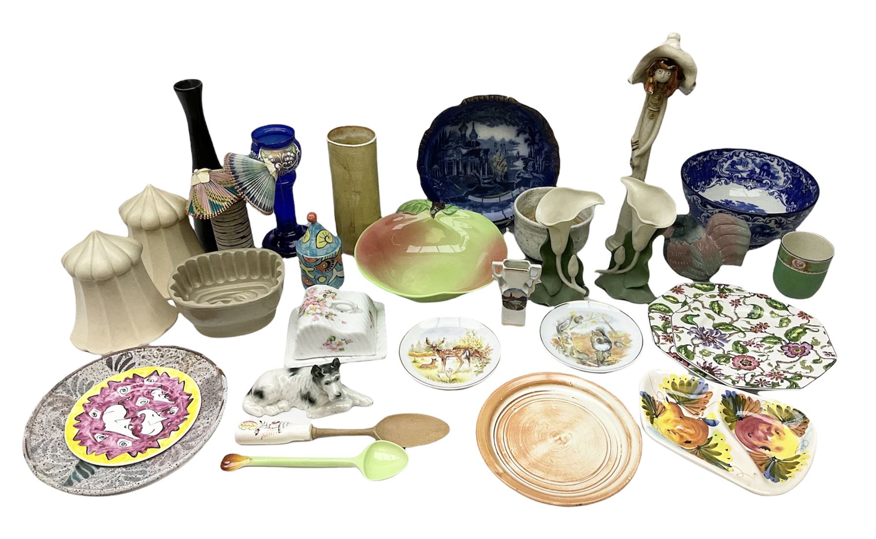 Carlton Ware bowl in the form of an apple, together with a pair of ceramic wall baskets, West Germany vase, and other collectables, in two boxes 