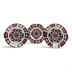 Royal Crown Derby Old Imari 1128 two cake plates and octagonal plate, octagonal plate D23cm
