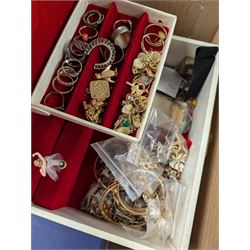 Collection of costume jewellery, including pendants, rings, etc and a quantity of wristwatches, some boxed