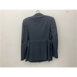 RAF pilot officer's tunic, bears Gieves label 'W.L. Dumble C/68/11406 L/6/51'