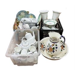 Victorian and later ceramics to include Royal Doulton 'Sheraton' pattern dinner wares, Majolica plates, Royal Albert, teacups etc