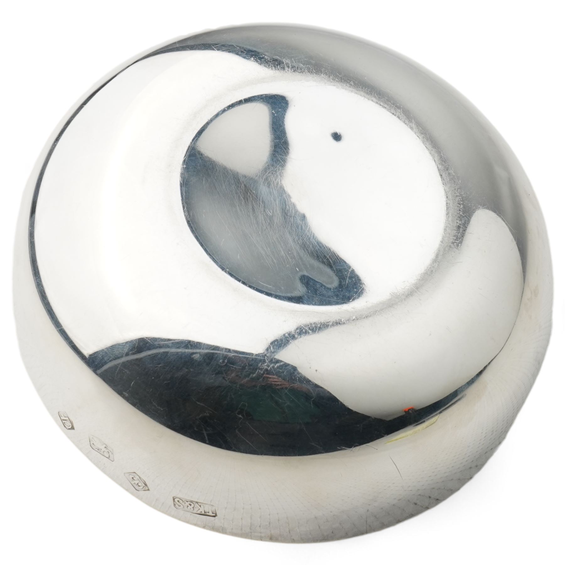 Silver circular bowl of plain form D14cm Sheffield 1973 Maker Toye, Kenning & Spencer