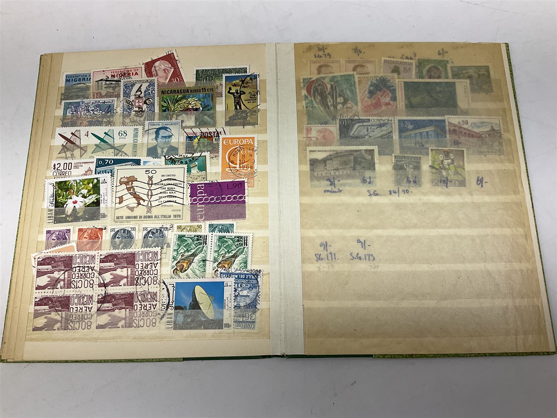 Great British and World stamps, including pre-decimal Queen Elizabeth II, Belgium, Canada, Costa Rica, Honduras, Japan etc, housed in various albums, stockbooks and loose, in one box