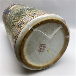 Oriental ceramic umbrella stand of cylindrical form, H47cm