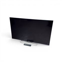 Sony KDL-50W829B television with remote