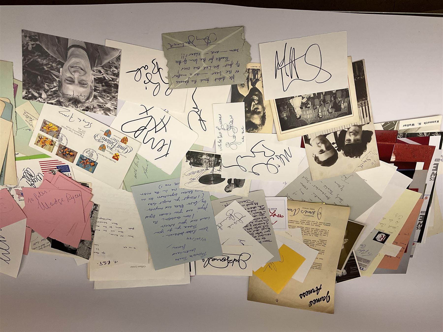 Collection of  autographs, mostly entertainment personalities, including Stephen Fry signed headshot, Billie Piper signed headshot, Red Skelton, Farley Granger, Gerald du Maurier, John Gielgud, Gareth Hunt, Bernard Bresslaw, Mae Clarke, George Formby, George Arliss, Diana Manners, Matheson Lang, Frank Lawton, Evelyn Laye, Ronnie Corbett, Twiggy, Margaret Lockwood, Paul Newman, Leslie Howard, Tony Curtis, Jason Isaacs, Danny Glover, Dick Van Dyke, Robert Donat, Ruth Madoc, Simon Cadell, Spike Milligan etc, approximately 270 in total 