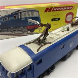 Hornby Dublo - 2-Rail 2245 BR blue 3300 HP Electric pantograph locomotive No.E3002; boxed with maintenance instructions