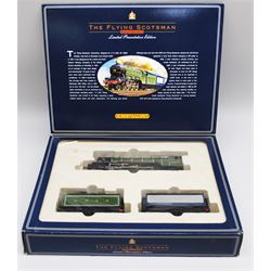 A Limited Presentation Edition Hornby OO gauge model railway trainset: 'The Flying Scotsman' 1972-1975, with certificate. 