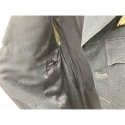 RAF pilot officer's tunic, bears Gieves label 'W.L. Dumble C/68/11406 L/6/51'