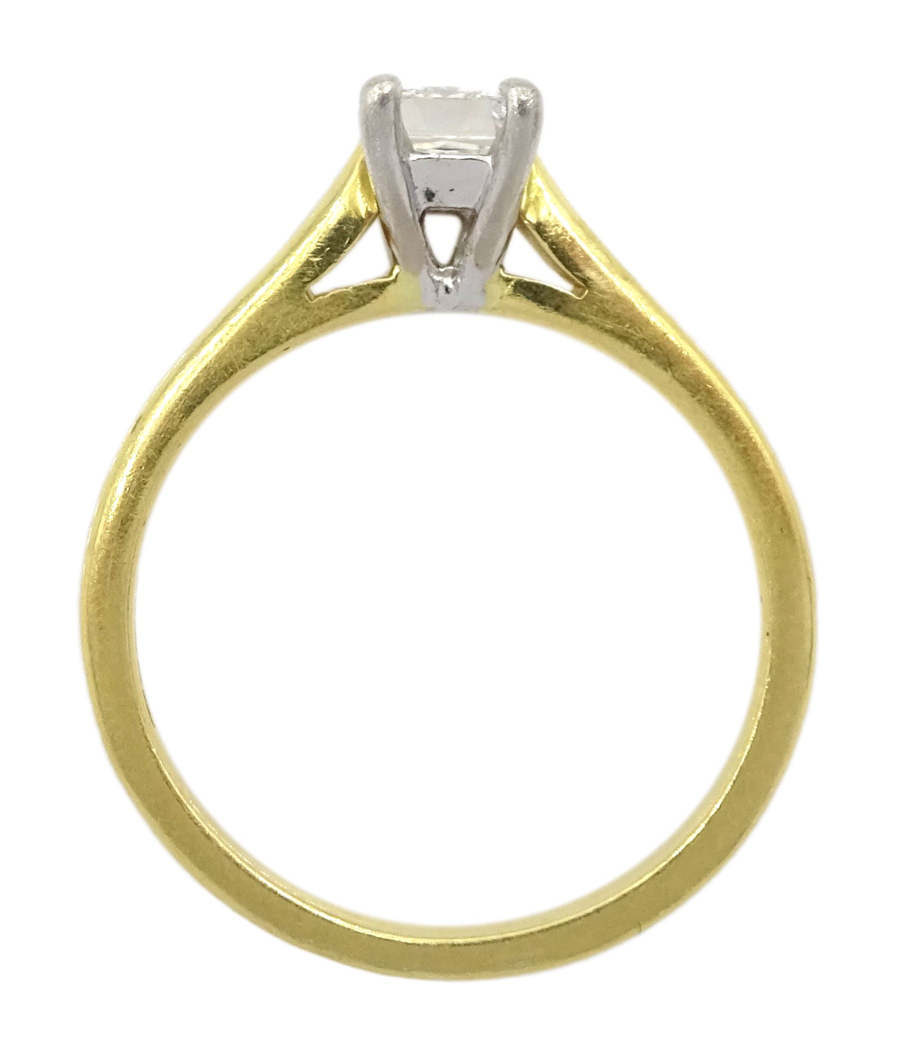 18ct gold single stone rectangular cut diamond ring, London 2001, diamond approx 0.50 carat