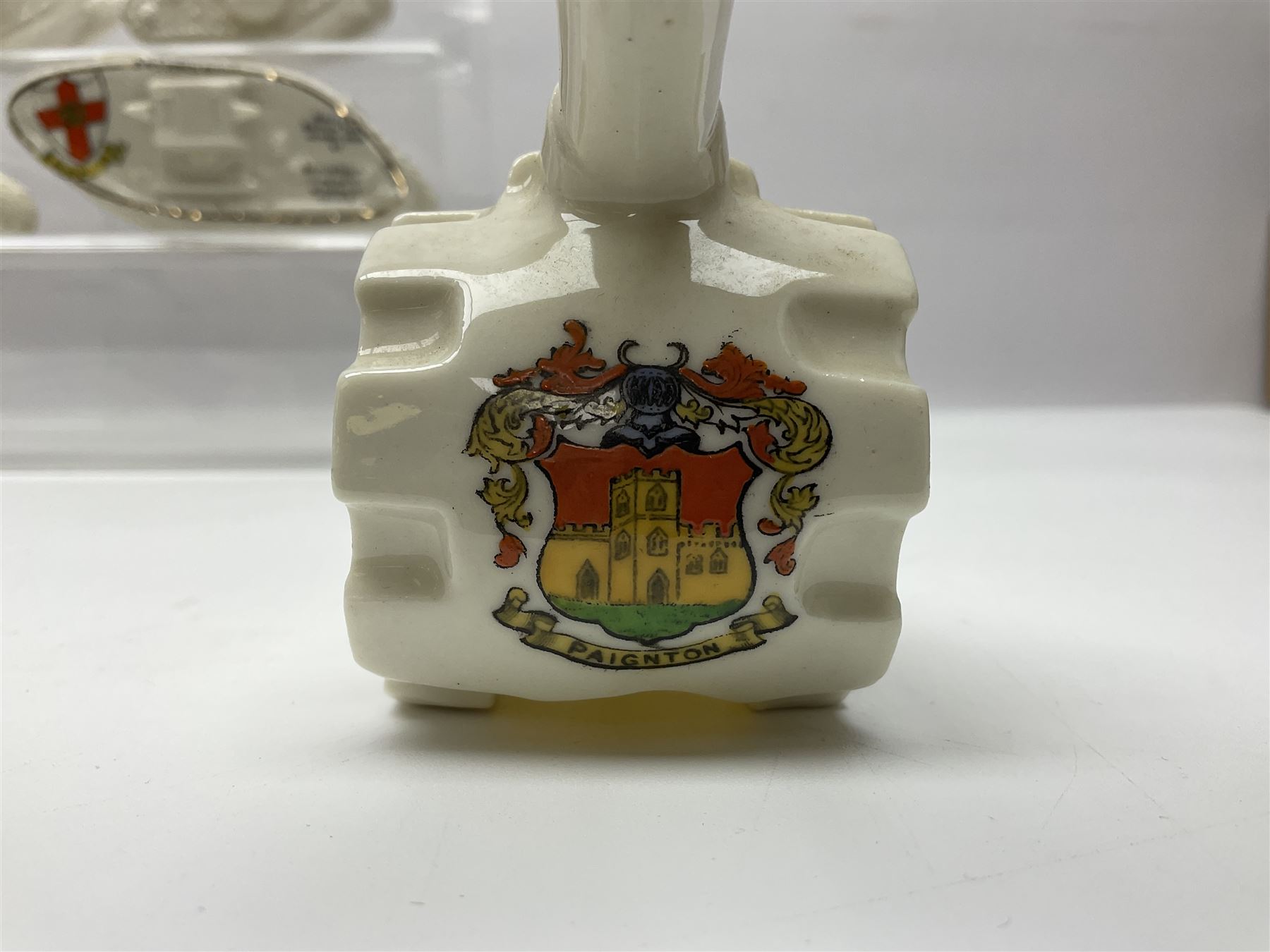 Ten WW1 crested china military models of tanks and field guns; various makers including Goss, Grafton China, Arcadian China, Savoy China etc; various crests including Portsmouth, Brighton, Pendleton, Paignton, Cowes, Flamborough etc (10)