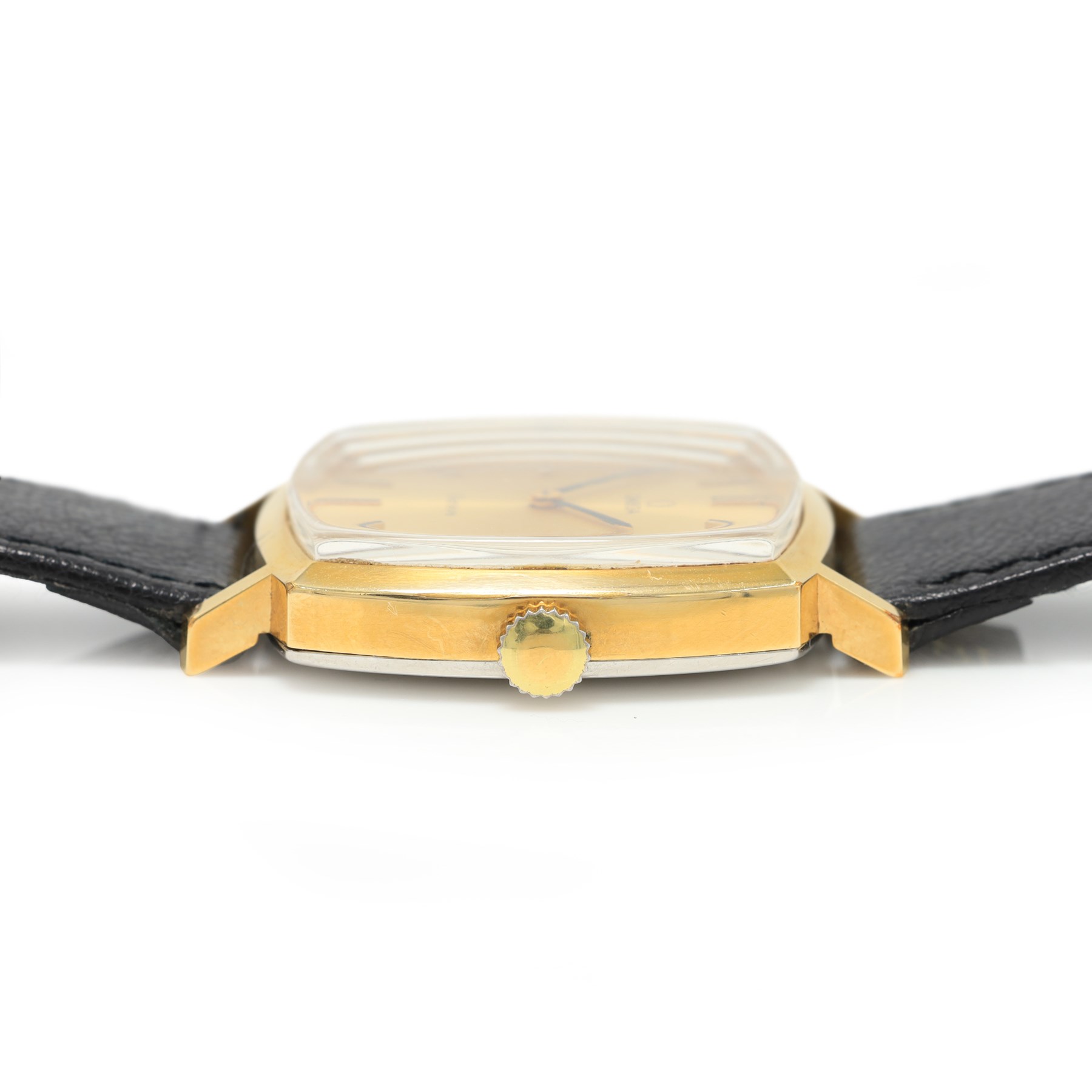 Omega gentleman's gold-plated and stainless steel manual wind wristwatch, Ref. 132.0052, Cal 1030, champagne dial with baton hour markers and date aperture, on black leather strap, boxed