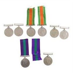 Collection of WWII war medals, comprising six Defence medals and two war medals 
