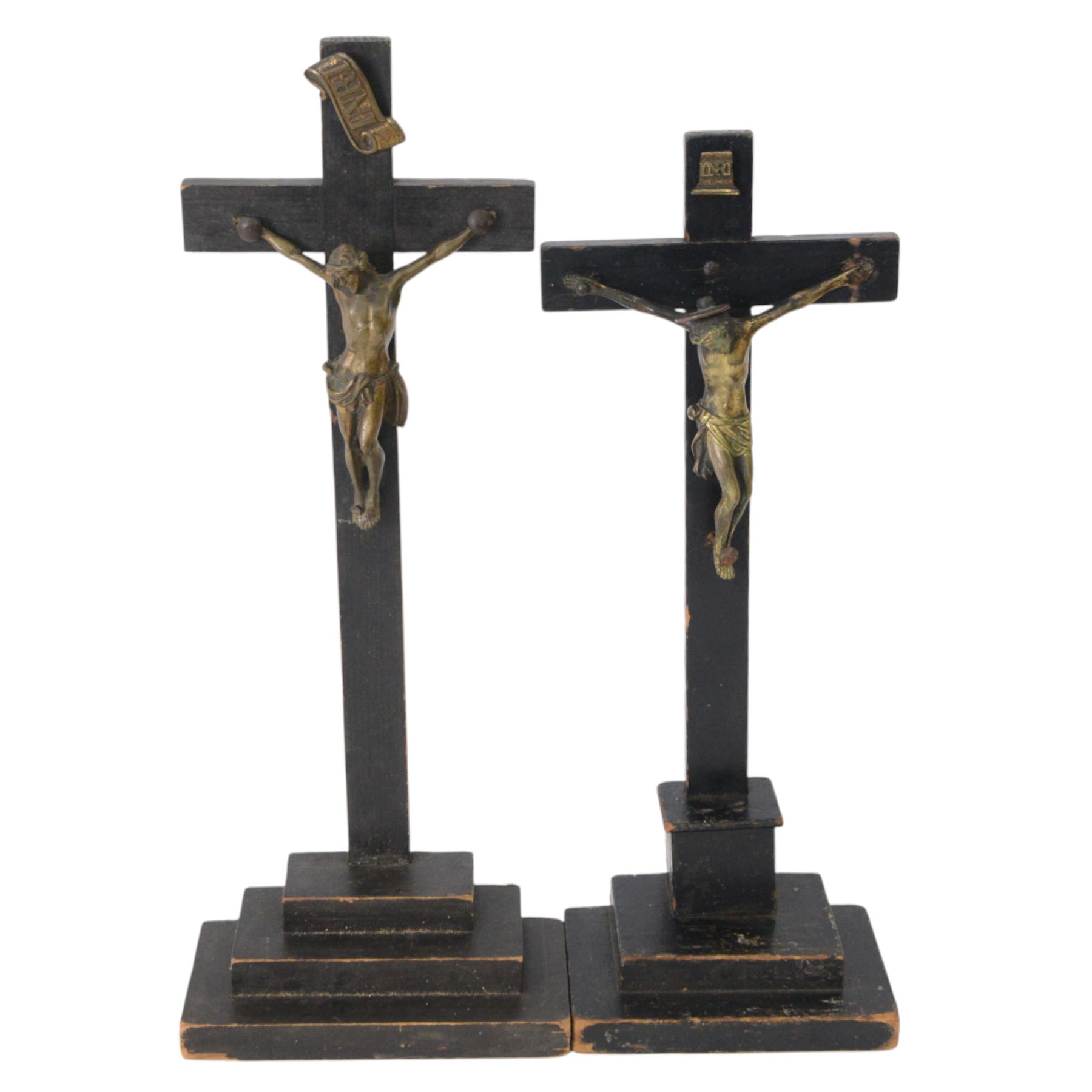 Collection of crucifixes, including wooden and meal examples, largest H63cm
