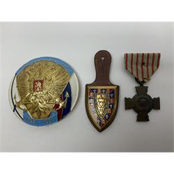 Five WW1 French medals comprising Medaille Militaire Gallantry Award, two Croix de Combattant, Medaille Commemorative Francais 1914-18 and a Patriotic Medal; together with small quantity of Russian badges etc