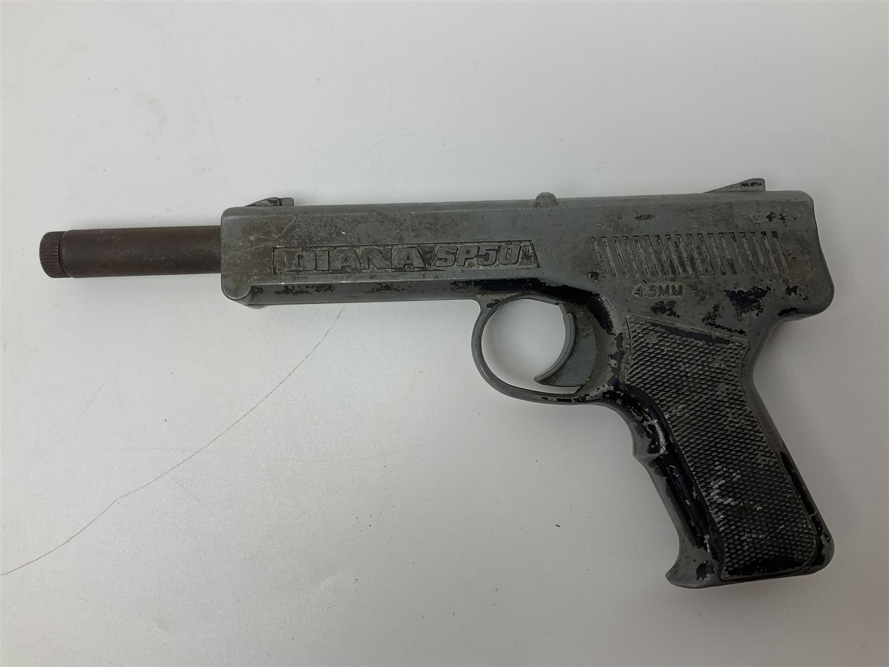 Webley & Scott Premier .177 over lever air pistol, no.2360, with chequered bakelite grip L24cm overall; Diana SP50 .177 plunge barrel air pistol; and T.J. Harrington & Son 'The Gat' .177 plunge barrel air pistol; NB: AGE RESTRICTIONS APPLY TO THE PURCHASE OF THIS LOT (3)