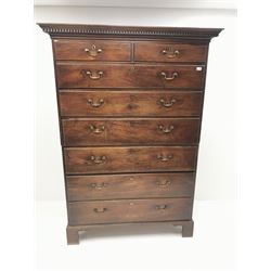 Early 19th century mahogany chest on chest, projecting cornice, dentil frieze, two short and six long graduating drawers, shaped bracket supports