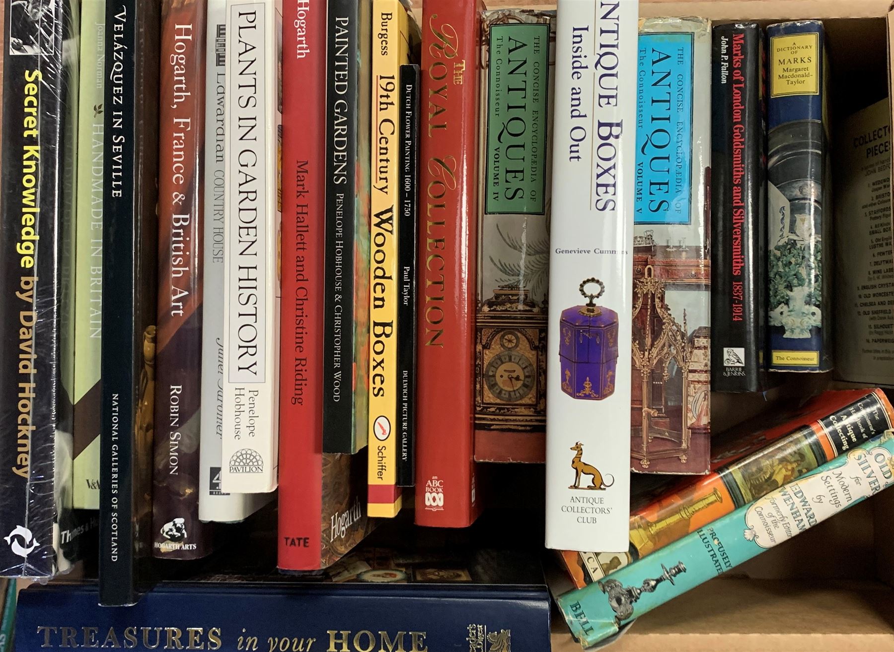 A collection of various Antique and Art reference books, to include examples on antique boxes, silver, Velazquez, Hogarth, David Hockney, etc.