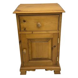Pine chest of drawers topped with carved pediment with acorn and oak leaf motif, fitted with two short over three long drawers, standing on shaped apron base (W92, D46, H97cm); pine bedside cabinet, single drawer above paneled cupboard door enclosing open storage, shaped plinth base (W43, L32, H67cm)