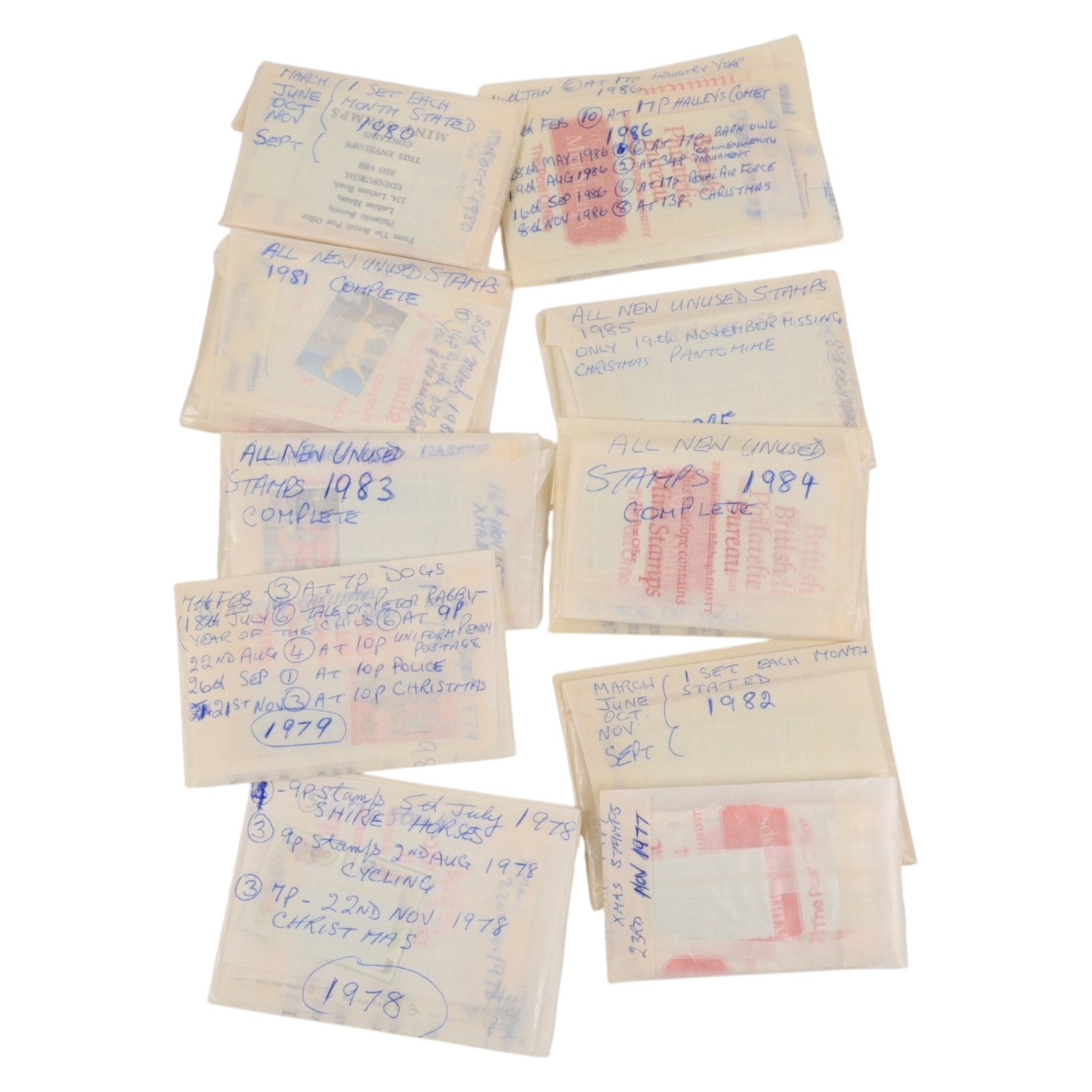 Queen Elizabeth II mint decimal stamps, in presentation packs 1977-1992, sorted into year, together with a small quantity of further loose stamps