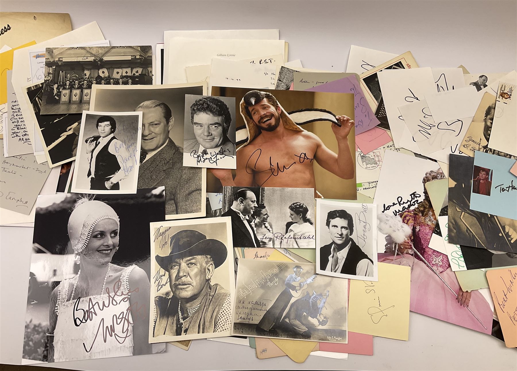 Collection of  autographs, mostly entertainment personalities, including Stephen Fry signed headshot, Billie Piper signed headshot, Red Skelton, Farley Granger, Gerald du Maurier, John Gielgud, Gareth Hunt, Bernard Bresslaw, Mae Clarke, George Formby, George Arliss, Diana Manners, Matheson Lang, Frank Lawton, Evelyn Laye, Ronnie Corbett, Twiggy, Margaret Lockwood, Paul Newman, Leslie Howard, Tony Curtis, Jason Isaacs, Danny Glover, Dick Van Dyke, Robert Donat, Ruth Madoc, Simon Cadell, Spike Milligan etc, approximately 270 in total 
