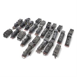 Fifteen 00 gauge kit built locomotives and ten kit built tenders