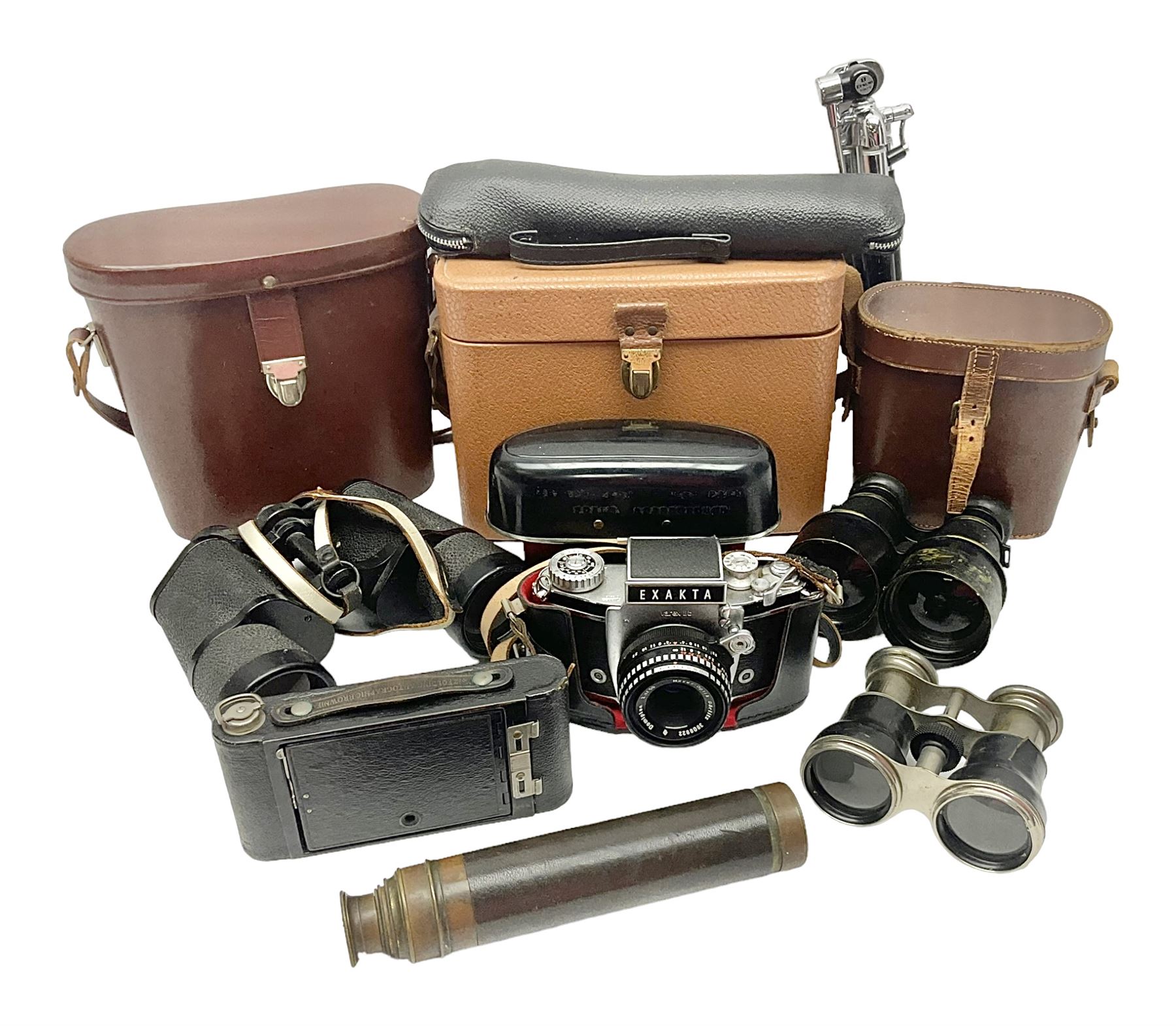 No2 folding autographic brownie, Exakta Varex IIb camera, brass three draw telescope, H.H. Son Ltd binoculars, Carl Zeiss Jena Jenoptem 7x50W binoculars etc