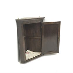 19th century oak pan corner cupboard, projecting cornice, single doors, W65cm, H88cm, D43cm