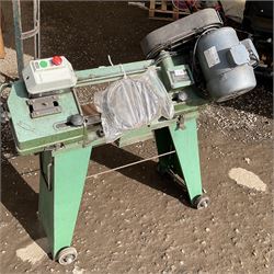 BFM Sheffield electric metal band saw with spare blades - THIS LOT IS TO BE COLLECTED BY APPOINTMENT FROM DUGGLEBY STORAGE, GREAT HILL, EASTFIELD, SCARBOROUGH, YO11 3TX