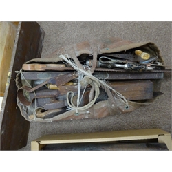  A quantity of wood planes, old tools and boxes etc    