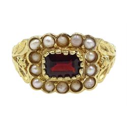 Silver-gilt garnet and split pearl panel ring, stamped sil