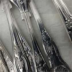 Flexfit canteen of cutlery in Kings pattern, with additional matching flatware  