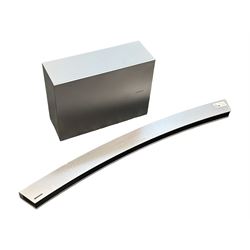 Samsung HW-J6001R curved wireless soundbar with remot White