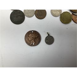 Queen Victoria 1875 and 1880 half crown coin, small number of pre 1947 Great British silver coins, three Queen Elizabeth II five pound coins, five two pounds, pre-decimal coins including pennies, brass threepence pieces etc