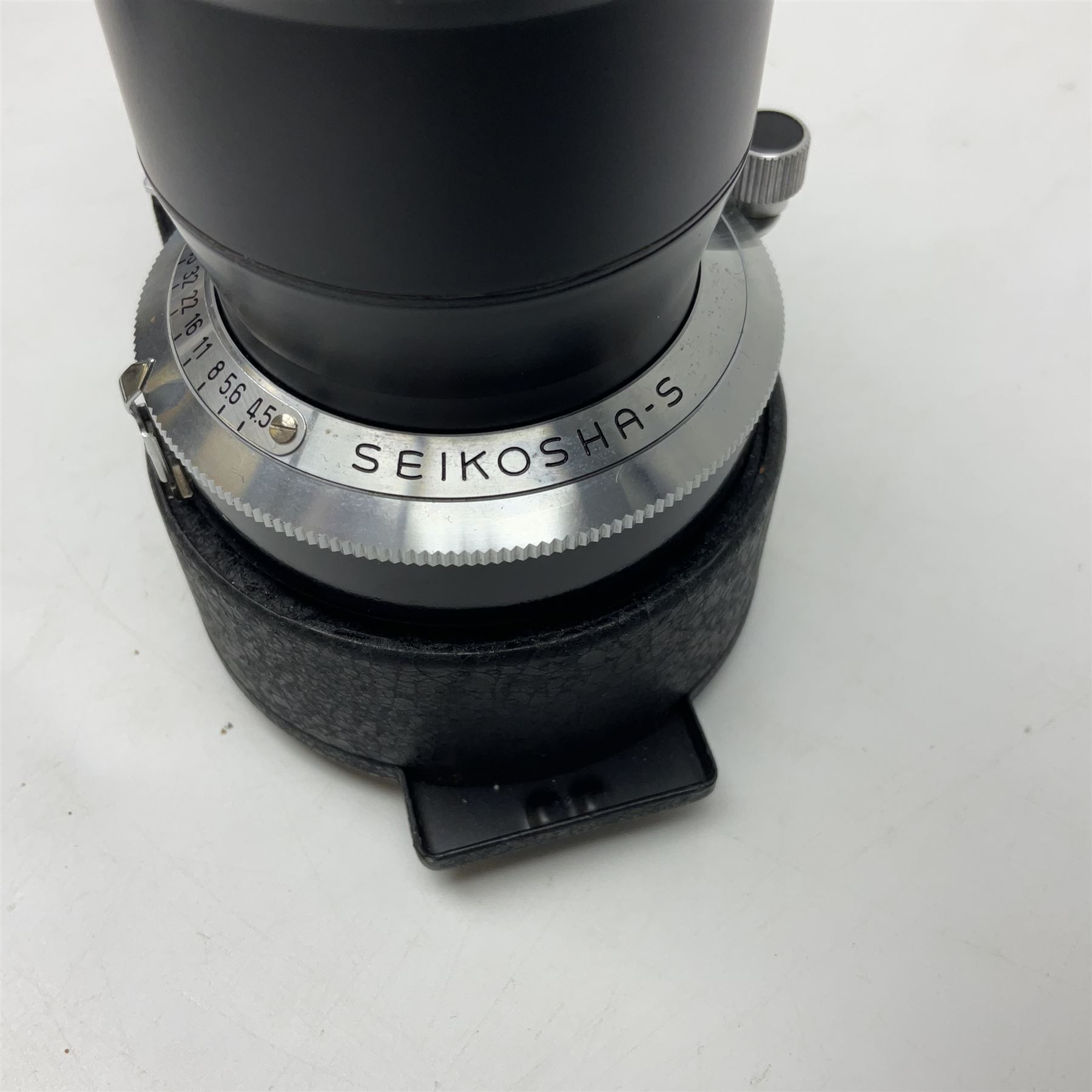 Mamiyaflex C3 TLR camera body, serial no. 2399634, with 'Mamiya Sekor 1:4.5 f=18cm' lens, serial no. 690864 and 736076