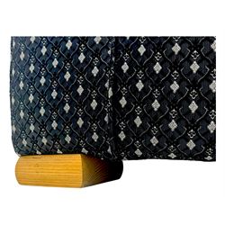 Multi-York - two-seat sofa upholstered in charcoal and silver fabric