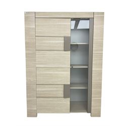 Wayfair Veasley - washed oak finish disp