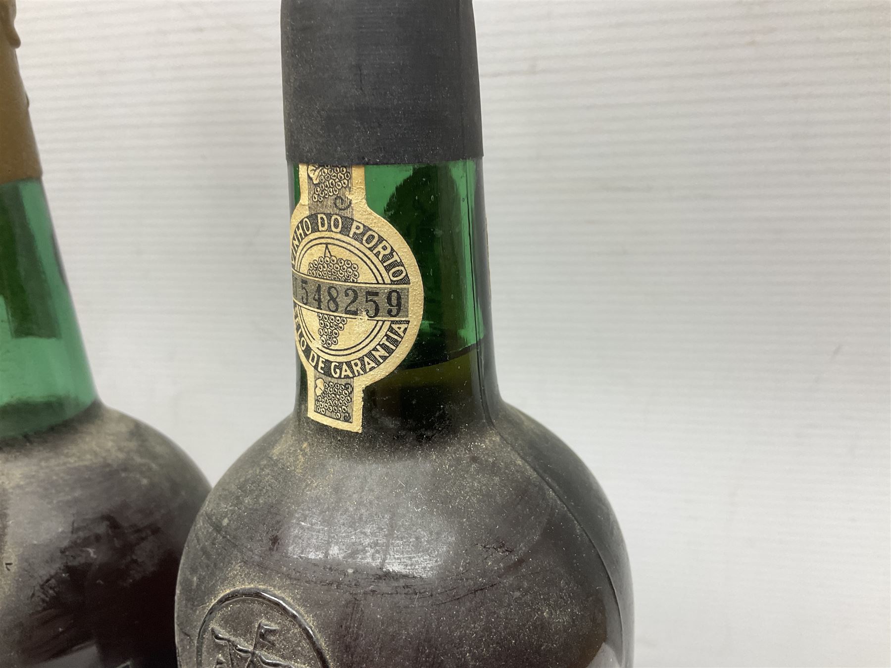 Mixed port, to include Don Pablo, 1982, port, Justerini and Brooks tawny port, calem port, etc, various contents and proof