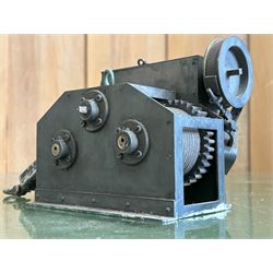 Quality scratch built scale model of an industrial winch, hand cranked. L20cm.  - COLLECTION BY APPOINTMENT FROM: The White House, Thirsk Road, Easingwold, York, YO61 3NF - CALL 01723 507111 TO ARRANGE