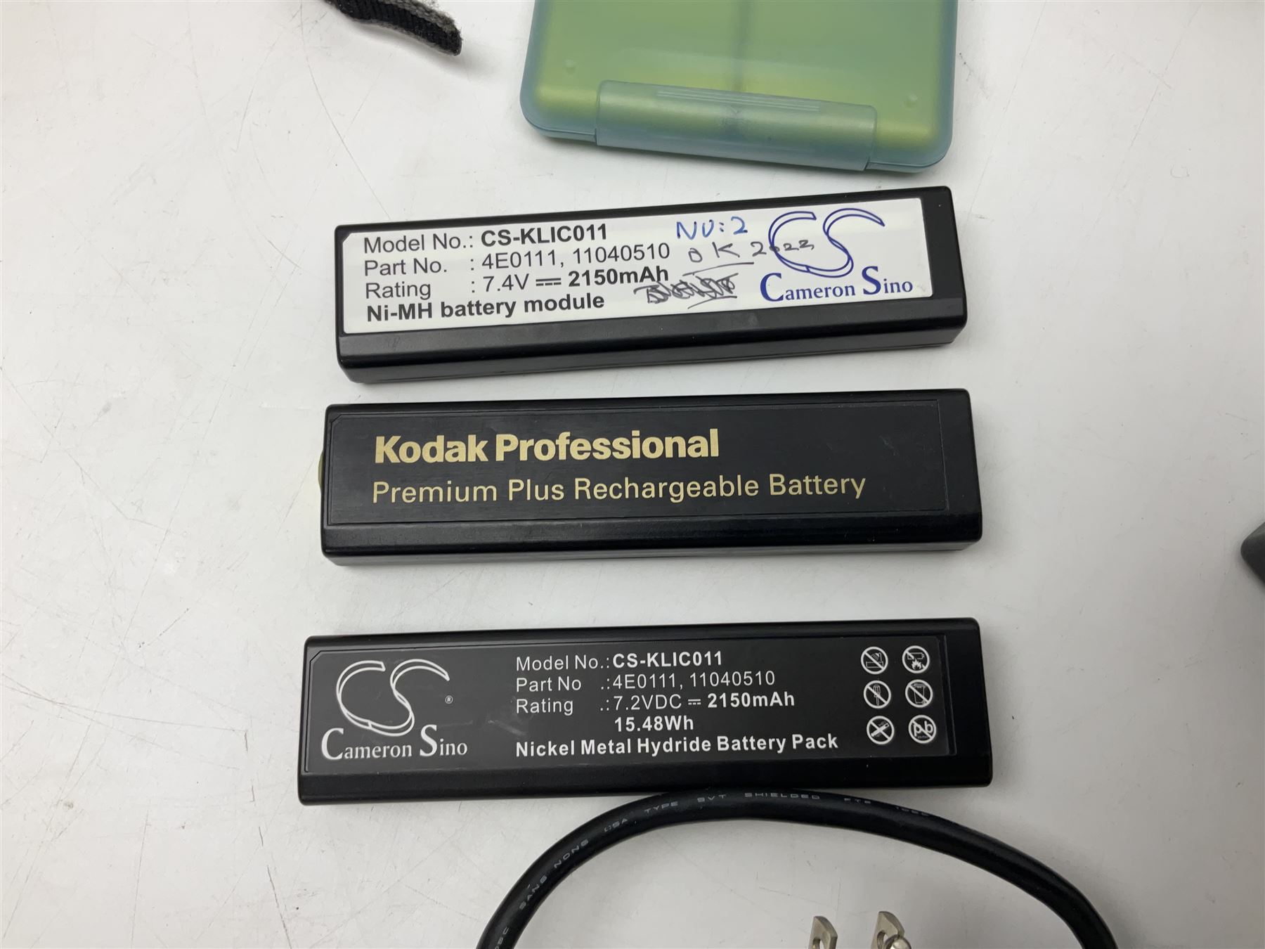 Canon EOS 1n Digital camera body, serial no. 260436, with 'Canon Zoom Lens EF 35-80mm 1:4-5.6 II Canon Inc. 52mm' lens, Kodak Professional DCS 520 digital module, and charger, serial no. K520C03165, together with Nikon F5 camera body with Kodak Professional DCS 760 digital module and charger, serial no. K760C03802