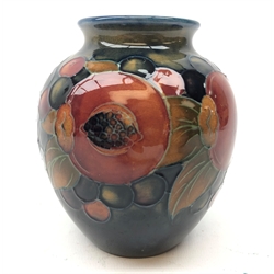  William Moorcroft Pomegranate pattern ovoid form vase, c1928 H11cm   