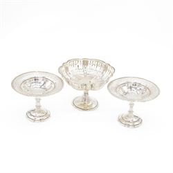 Early 20th century silver pedestal dish, with pierced sides and dart rim, upon a shaped fo...