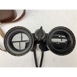 Pair of British WW2 period 7X CF41 binoculars by Barr & Stroud, Glasgow & London, A.P. No. 1900A, serial No. 59018, with broad arrows 