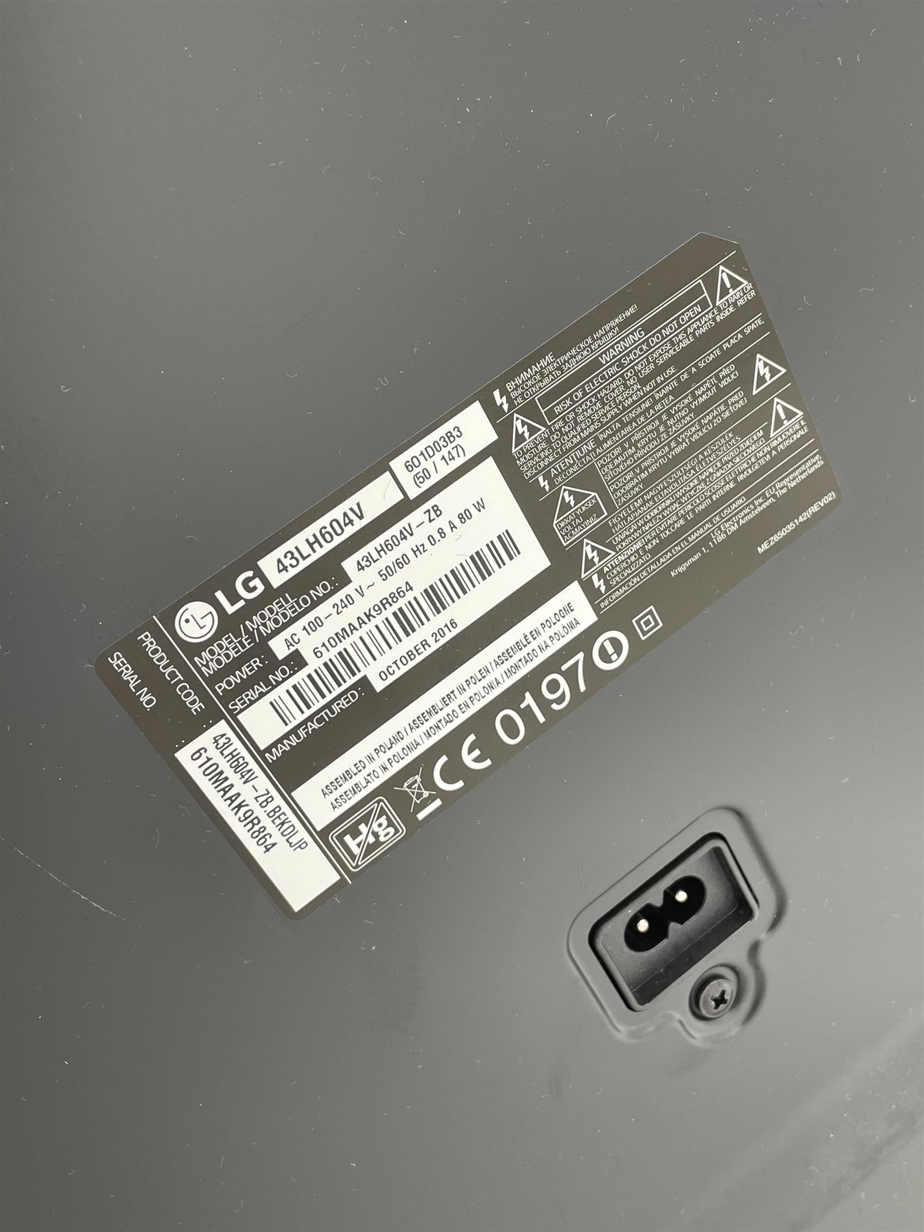 LG 43LH604V 43'' television with remote