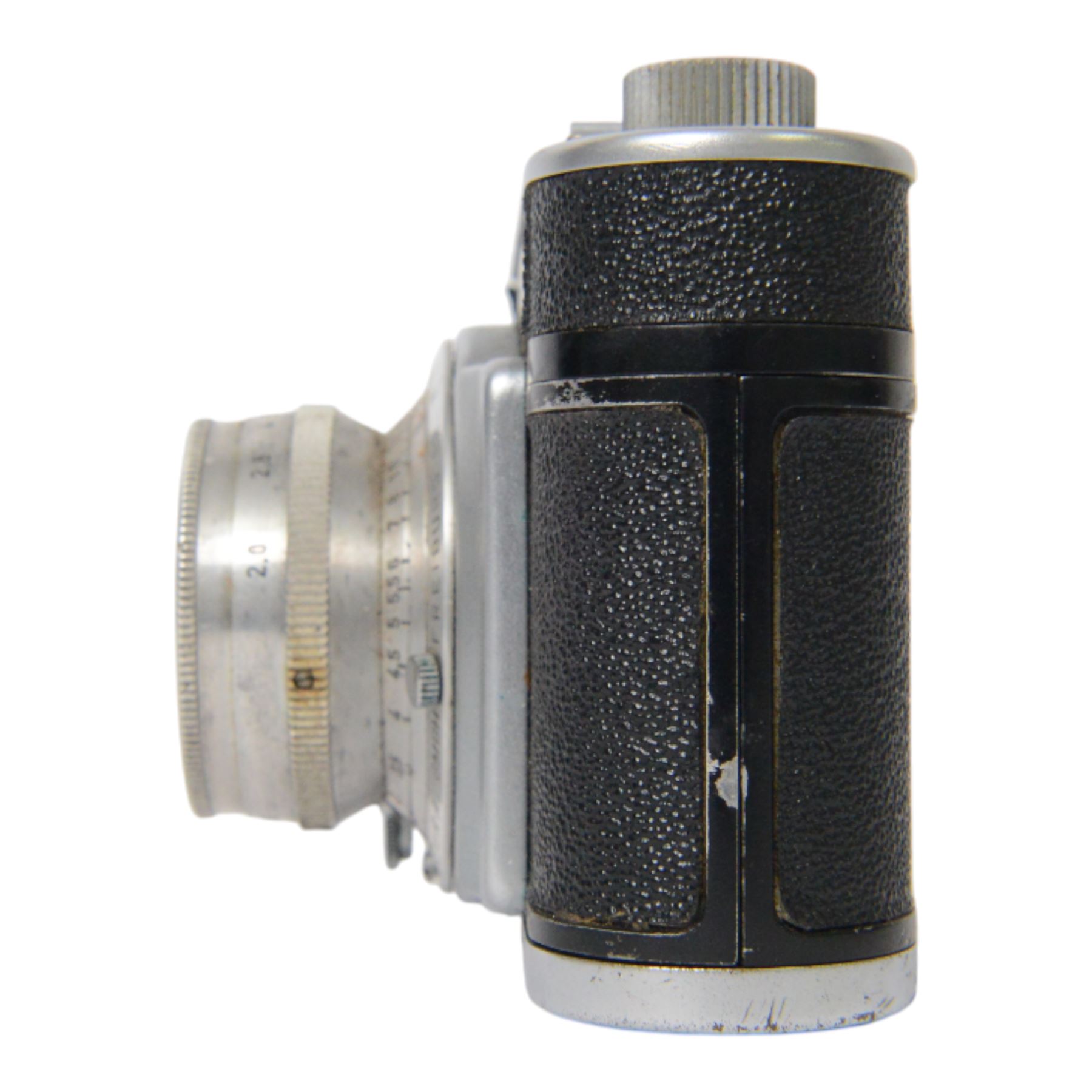 Futura Kamerawerk 35mm rangefinder camera, with Future Freiberg Evar 1:2.0/50 serial no. 36192, in brown leather carrycase