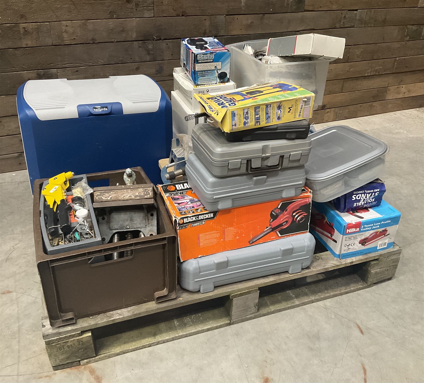 Black & Decker Powerfile, 2t trolley jack, axle stands, bench vice, framing kit, other tools and a Halfords cool box