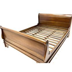 Mahogany 5' king-size sleigh bed 